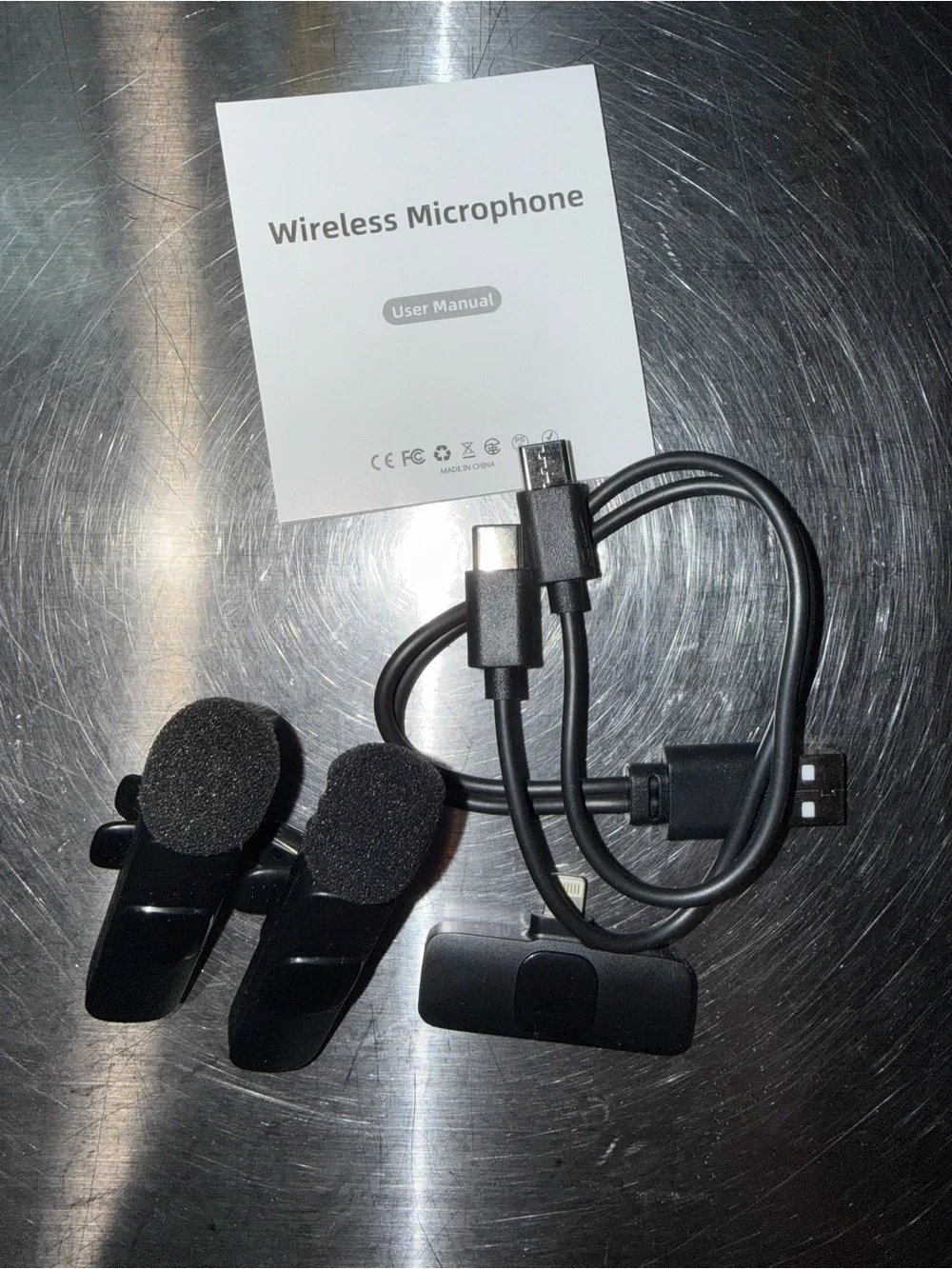 Lavalier black wireless